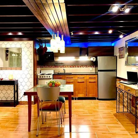 Live In This Iconic East Side Lower Level Unit Providence Ngoại thất bức ảnh