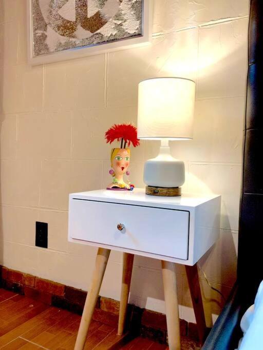Live In This Iconic East Side Lower Level Unit Providence Ngoại thất bức ảnh