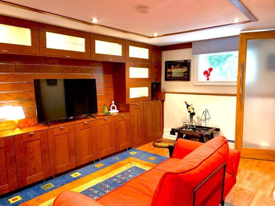 Live In This Iconic East Side Lower Level Unit Providence Ngoại thất bức ảnh